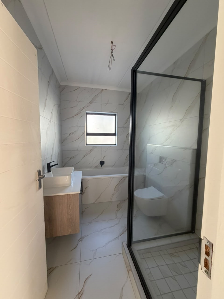 3 Bedroom Property for Sale in Sandown Western Cape